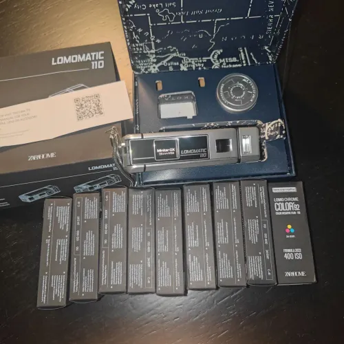 Lomography lomomatic - Camera + 9 filmes