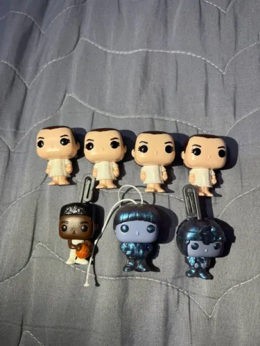 Colecionáveis stranger things Kinder joy