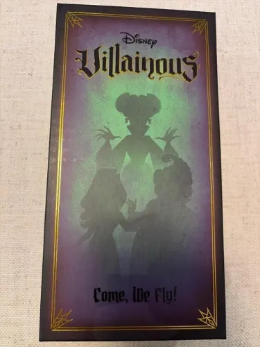 Disney Villainous: Come, We Fly! (Lacrado, excelente estado. Importado, em inglês.)
