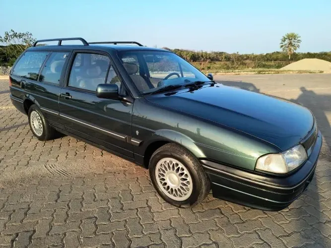 Ford Royale Ghia 2.0/2.0i 2P E 4P (álcool) 1995