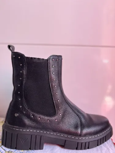 Bota Chelsea preta de couro legítimo da Vittal