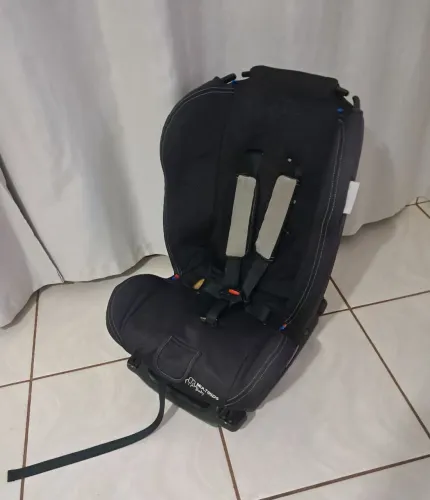 Cadeirinha para auto reclinável de 0 a 25kg