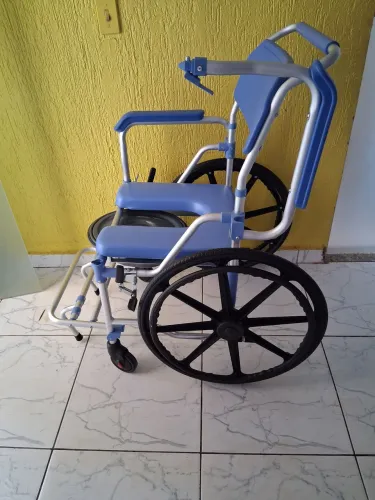 Cadeira de rodas para banho Nova