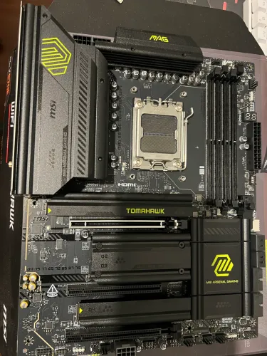 Msi x870e tomahawk