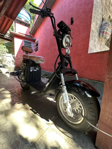 X 11 preta 1000W