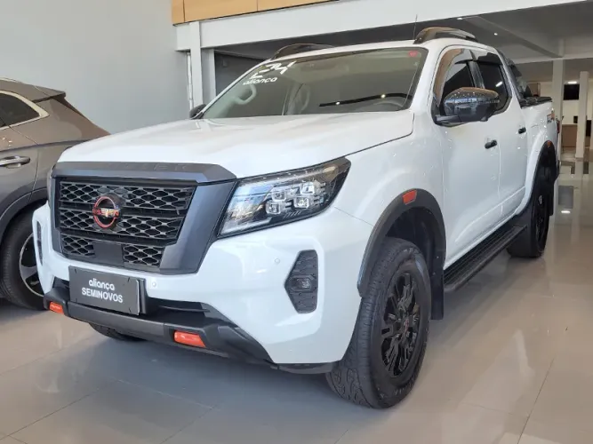 Nissan Frontier Pro4x CD 4X4 2.3 Bi-TB Die. AUT 2024