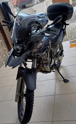 XRE 300 / 2022 - baixa km