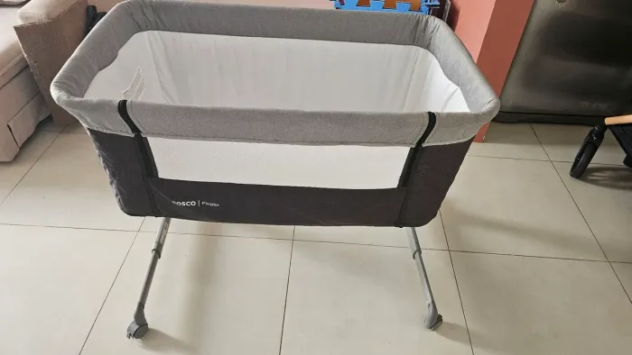 Berço Cosco Kids, Co-bed Pluggy, 0 a 9kg, Cinza Escuro
