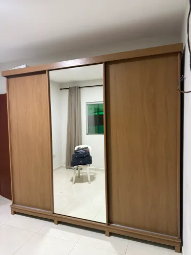 Guarda roupas móveis Itatiaia