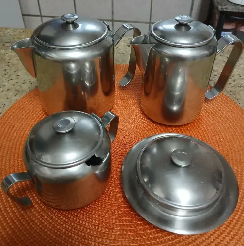 Jogo de inox antigo.