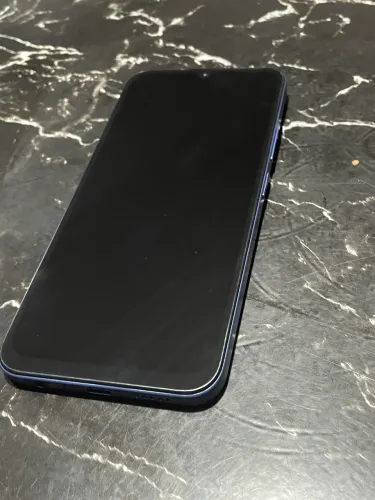 Redmi 15c 256gb 4 gb ram menos de 1 mês de uso oportunidade!!
