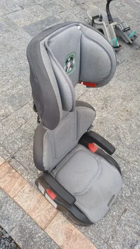 Assento. Infantil para carros