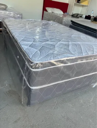 Cama box casal (novo) hoje