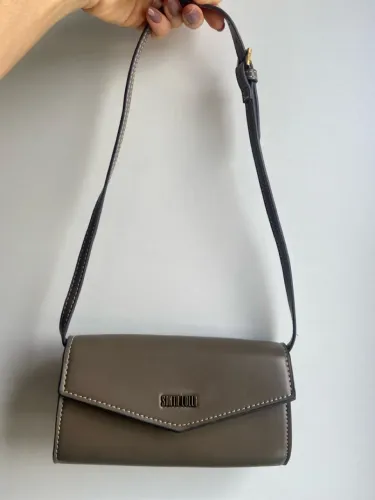 Bolsa carteira- Santa Lolla 