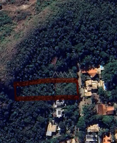 Lote à Venda no Condomínio Ville De Montagne | 1.865 m²