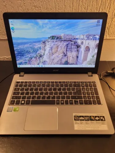 Notebook Acer Aspire F15 - F5-573G-74DT (Core i7 / 16GB RAM / 2,84Tb) Excelente estado!