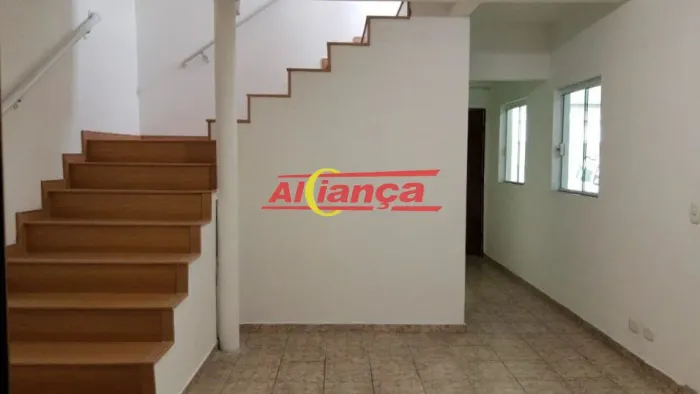Sobrado com 5 quartos para alugar, 180 m² - Jardim Jovaia - Guarulhos/SP