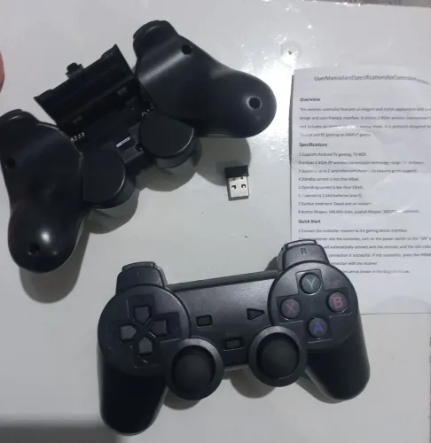 2 Controles gamers USB Bluetooth
