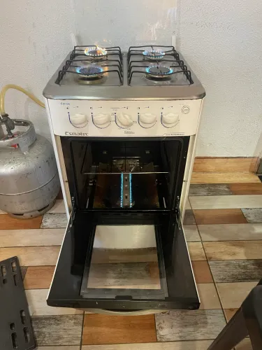 Vendo Fogão funcionando perfeitamente