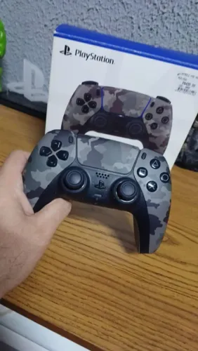 Vendo controle de PS5 semi novo obs:com drift