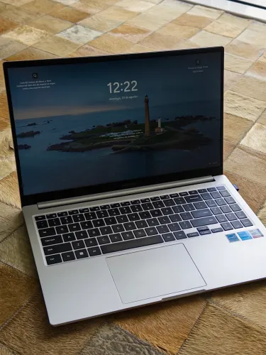 Samsung Galaxy Book 15,6? Touch i5 11ª Geração | 8GB | SSD 256GB