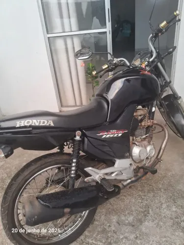 Vendo moto Honda CG160