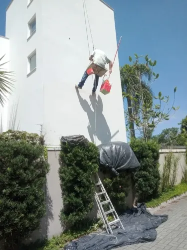 Pintor em Curitiba | Pintura Residencial e Comercial