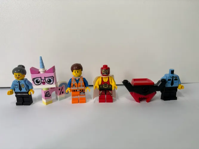 Lego - minifiguras set 70809