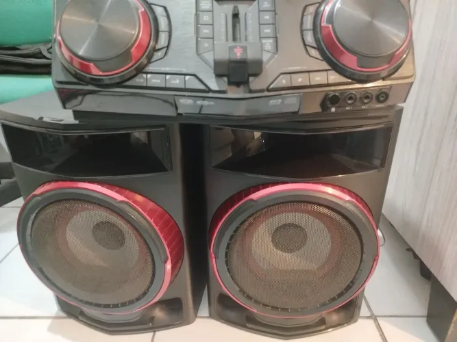 Som LG 1.800wts