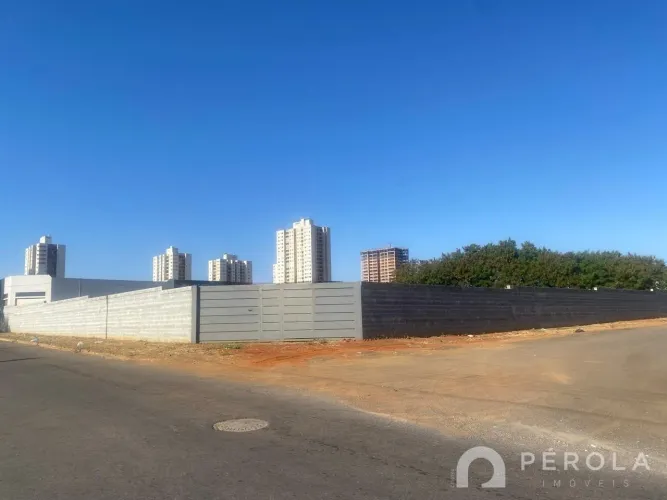 Área Comercial Rua Gladiolo Parque Oeste Industrial Goiânia GO