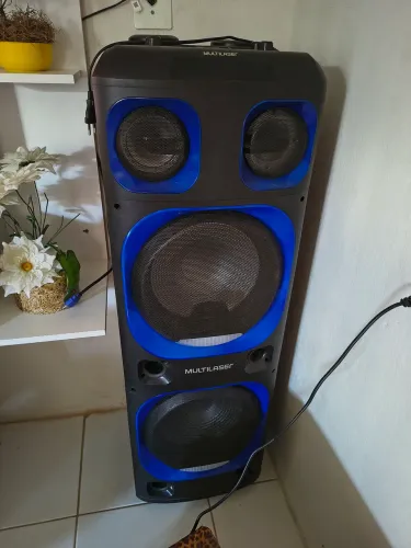 Caixa de som 2000w rms
