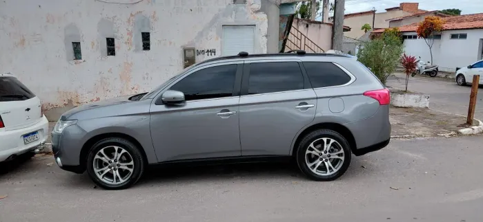 Mitsubishi Outlander 3.0/ GT 3.0 V6 Aut. 2014