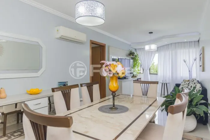 Apartamento à venda Rua Umbú, Passo da Areia - Porto Alegre