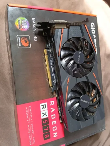 Placa de Vídeo RX 570 Gigabyte 4gb com defeito + caixa original