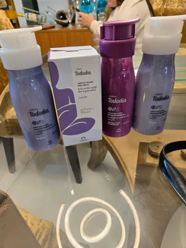 Produtos avon e natura