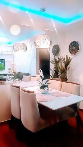 Cadeiras para mesa