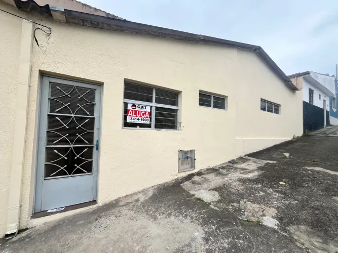 Casa para locação em Sorocaba-SP, Vila Hortencia: 1 quarto, 1 sala, 1 banheiro, 45m² de ár