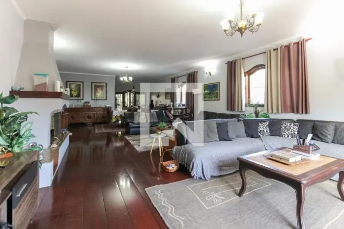 Casa à Venda - Vila Jacuí, 4 Quartos, 858 m2