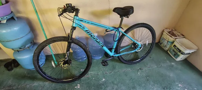 Monark aro 29 nova .