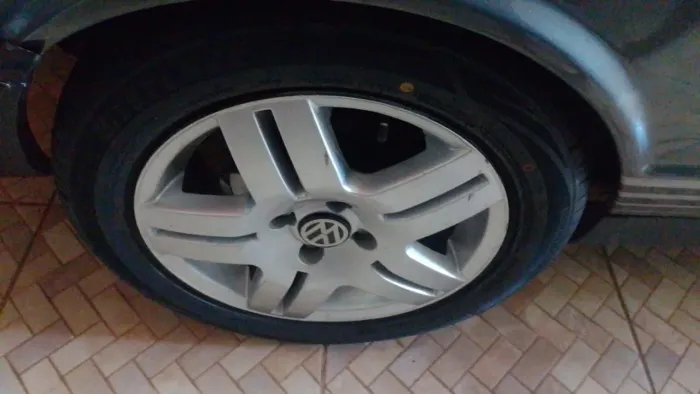 Rodas aro 15 com pneus novos 185/65
