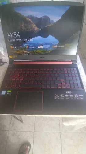 Notebook Acer pouco tempo de uso ficou guardado sem detalhes caixa e nota fiscal de compr