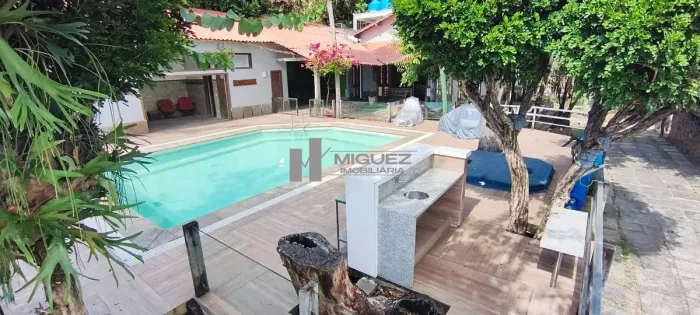 Casa à Venda, Santa Teresa. 6 Quartos, Área de Lazer Completa e 7 Vagas Cobertas. Código 2
