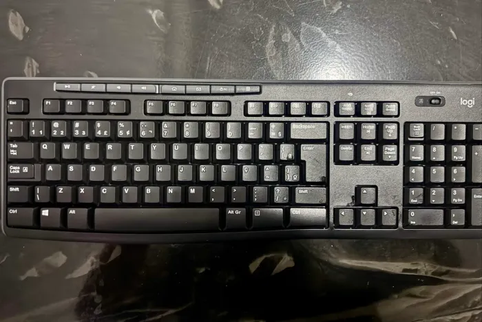 Teclado Loggi Sem Fio - Para Peças ou Reparo