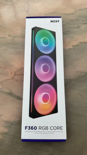 Ventoinha NZXT Single-frame F Series, LED RGB Core, 360mm, 3x 120mm