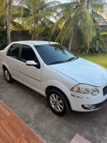 Fiat Siena Tetrafuel 1.4 MPI Fire Flex 8V 4P 2011