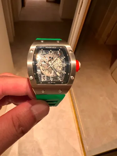 RM 010, Clone,resistente à água,7 meses de uso,pulseira de borracha flexível,R$4.555,00
