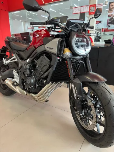 CB 650R E-CLUTCH