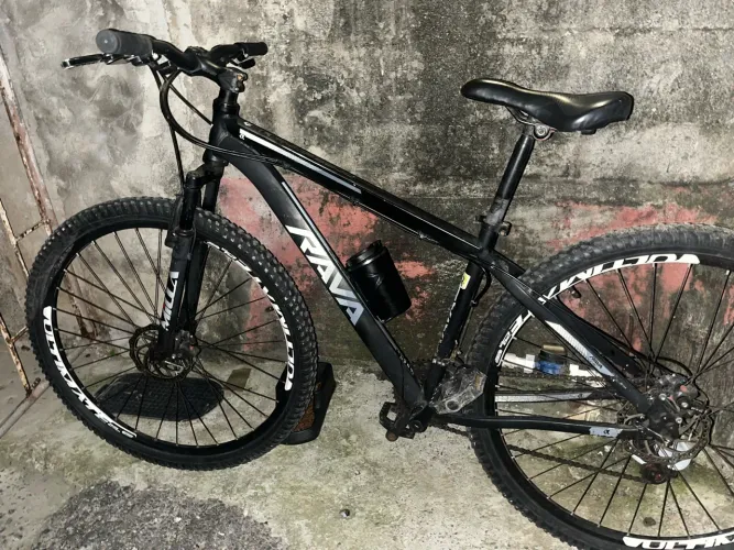 Bike RAVA Aro 29 Em perfeito estado