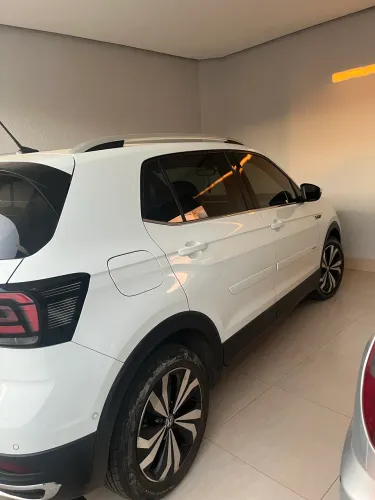 Volkswagen T-Cross Highline 1.4 TSI Flex 16V 5P AUT 2021