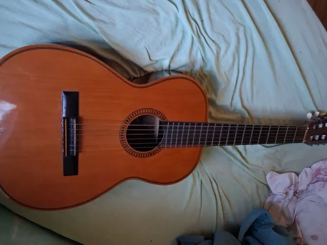 Vende-se violão!!